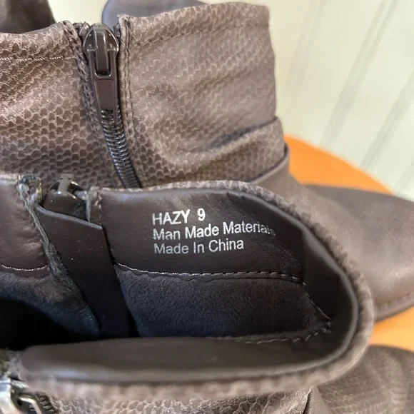 Corkys ~ Women Booties - Picture 6 of 8